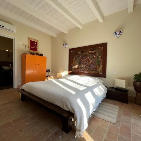 Pioppi Neri R&B Bed & Breakfast Felino Екстериор снимка
