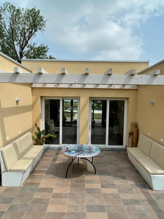 Pioppi Neri R&B Bed & Breakfast Felino Екстериор снимка