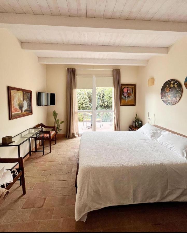 Pioppi Neri R&B Bed & Breakfast Felino Екстериор снимка